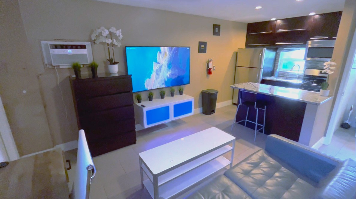 356 Jefferson Street - #2 Studio