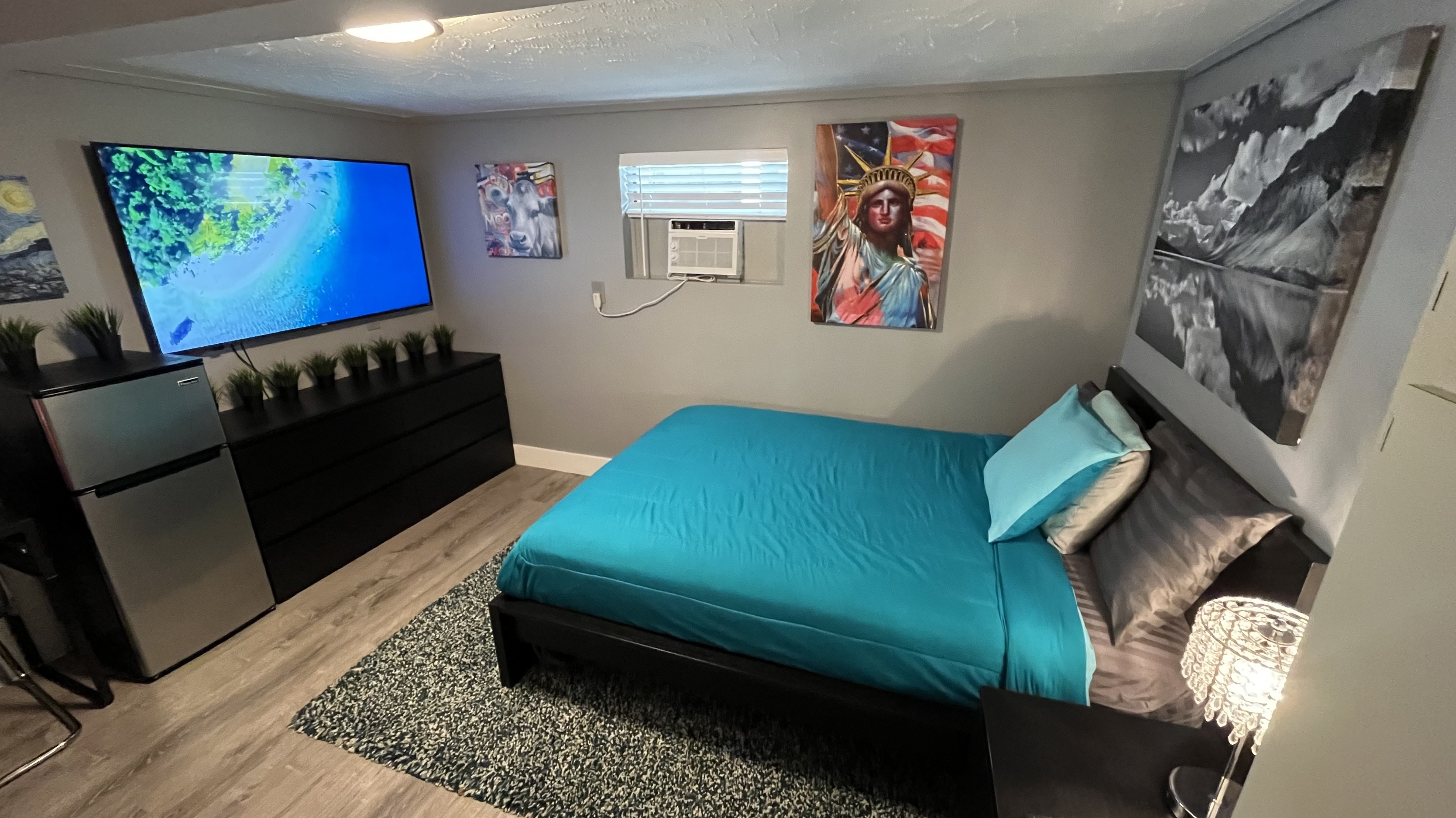 1507 South John Young Parkway - Room 8